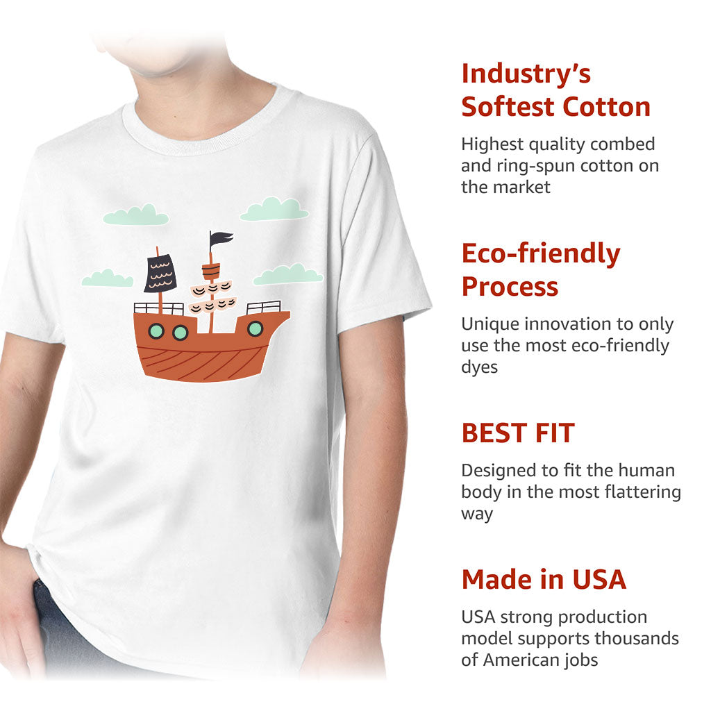 Pirate Ship Kids' Classic Fit T-Shirt - Themed T-Shirt - Bright Art Classic Fit Tee