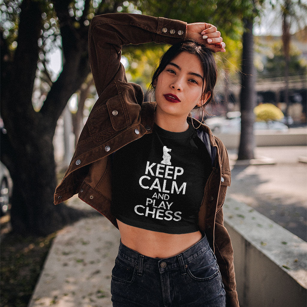 Keep Calm and Play Chess Women's Cropped T-Shirt - Cool Saying Crop Top - Graphic Cropped Tee