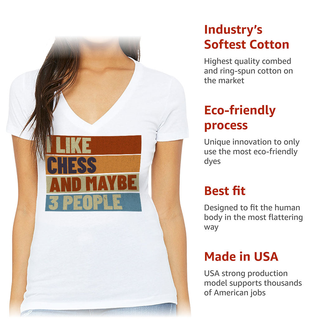 I Like Chess Women's V-Neck T-Shirt - Colorful V-Neck Tee - Art T-Shirt